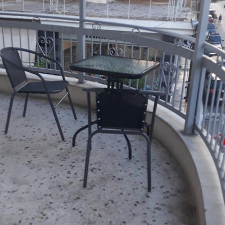 Central Apartments Eretria Kültér fotó