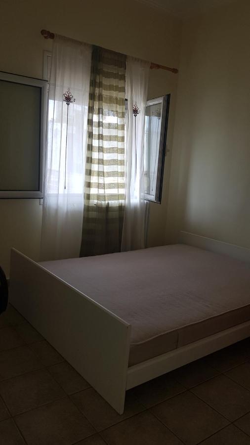 Central Apartments Eretria Kültér fotó
