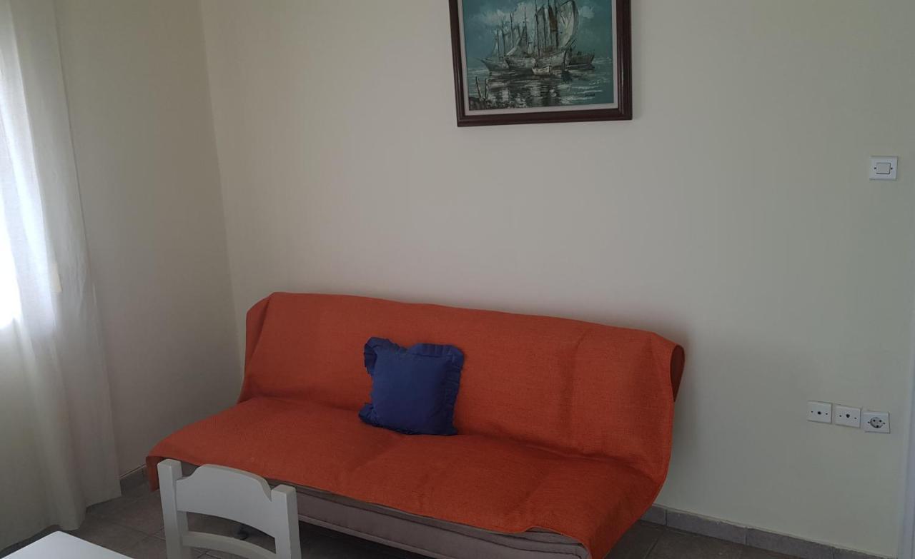Central Apartments Eretria Kültér fotó