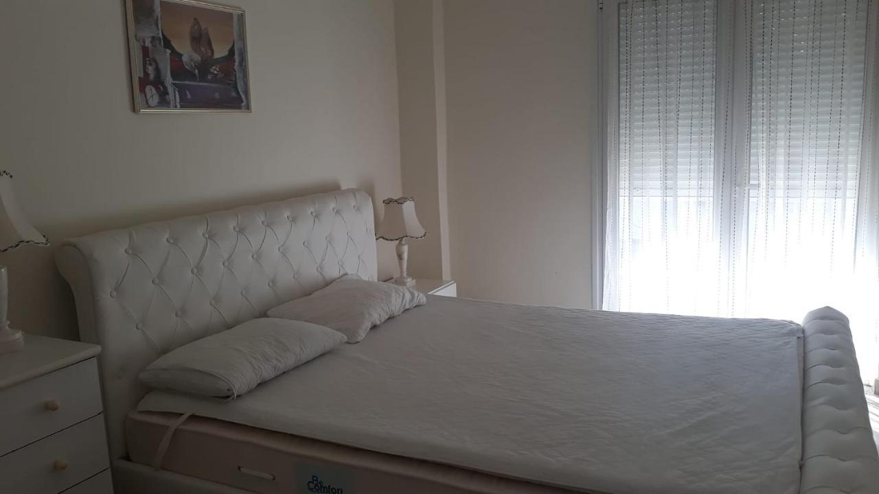Central Apartments Eretria Kültér fotó