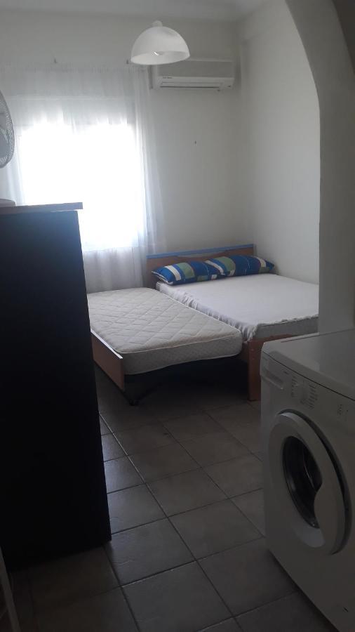Central Apartments Eretria Kültér fotó
