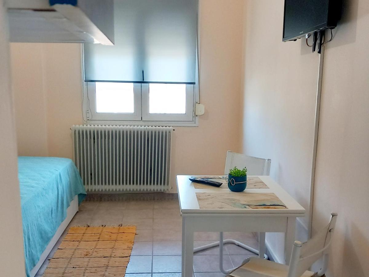 Central Apartments Eretria Kültér fotó