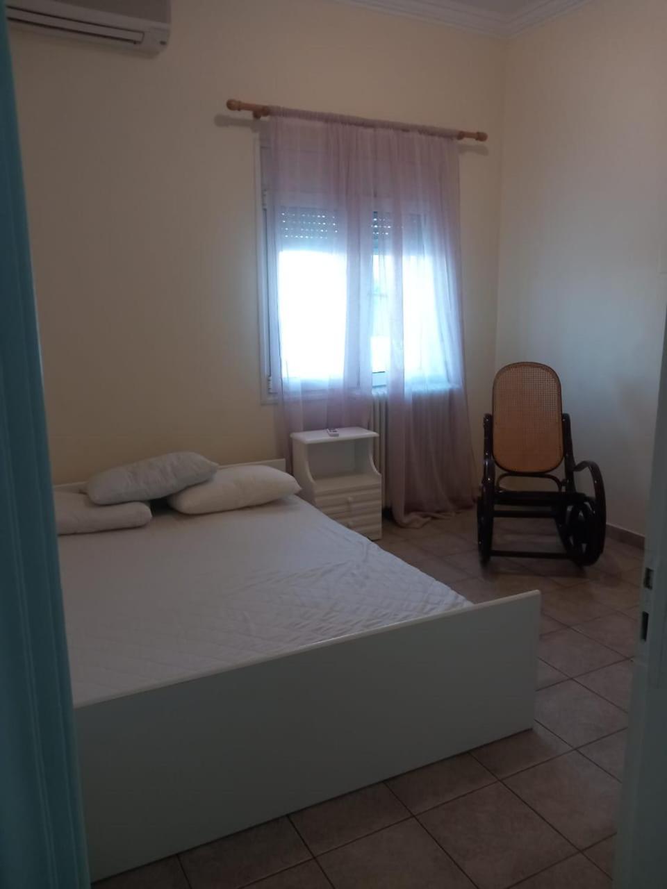 Central Apartments Eretria Kültér fotó
