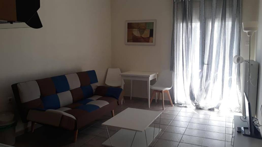 Central Apartments Eretria Kültér fotó