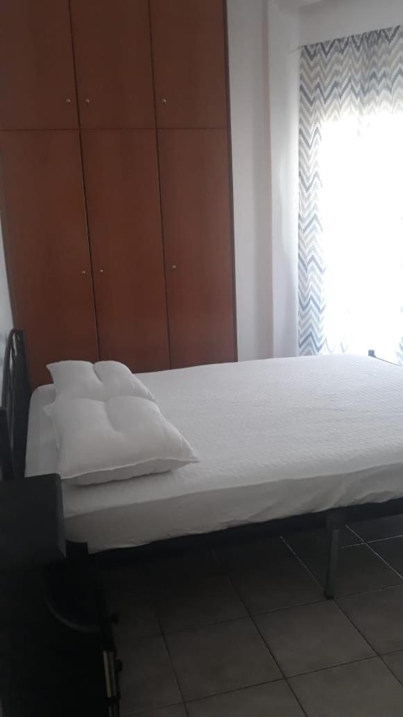 Central Apartments Eretria Kültér fotó