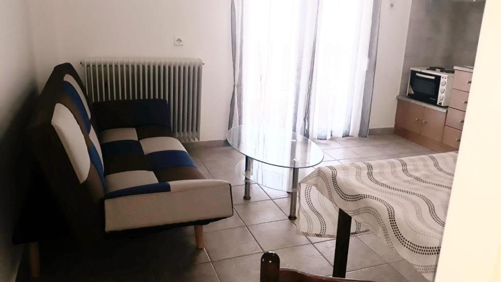 Central Apartments Eretria Kültér fotó