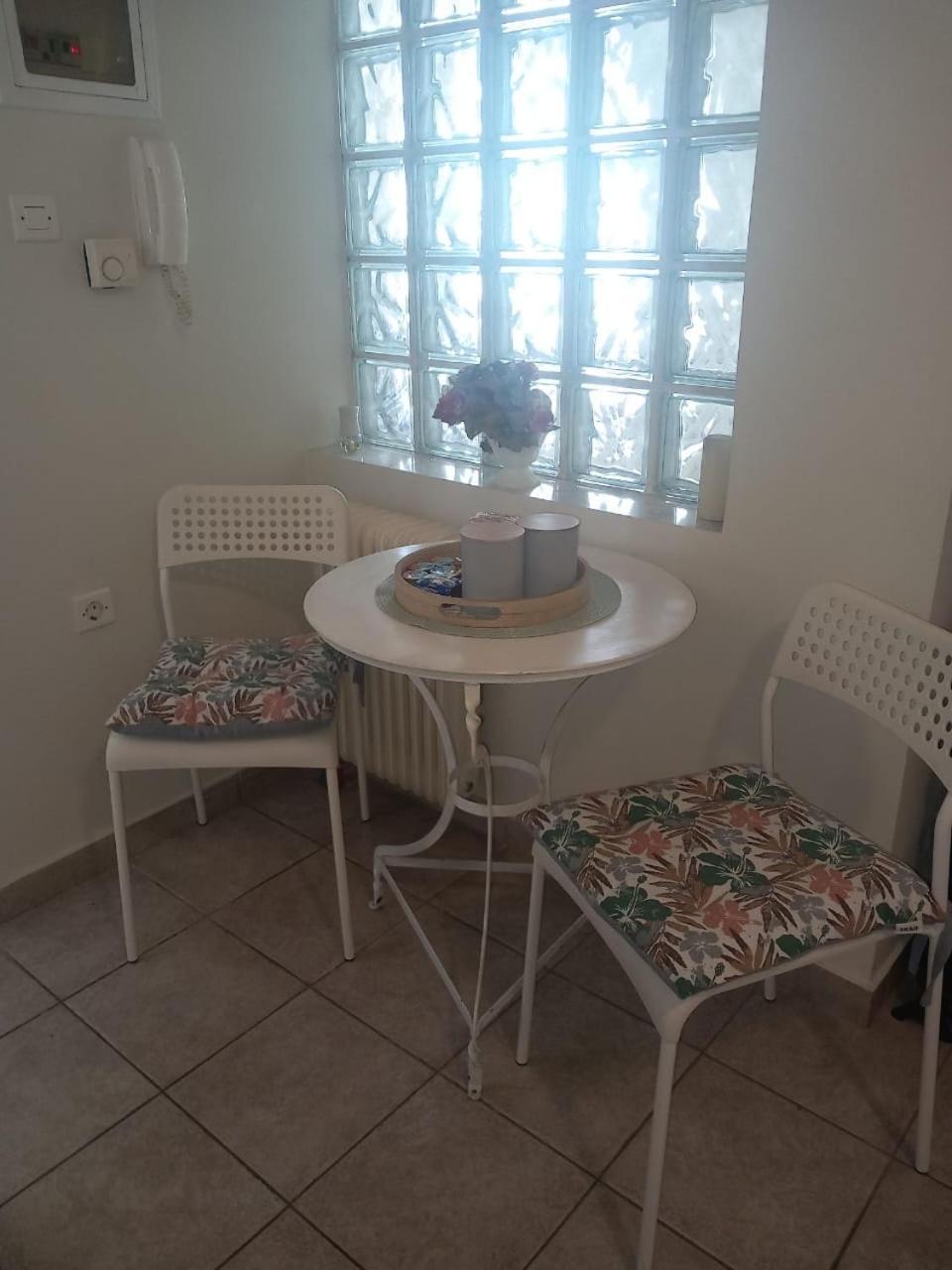 Central Apartments Eretria Kültér fotó